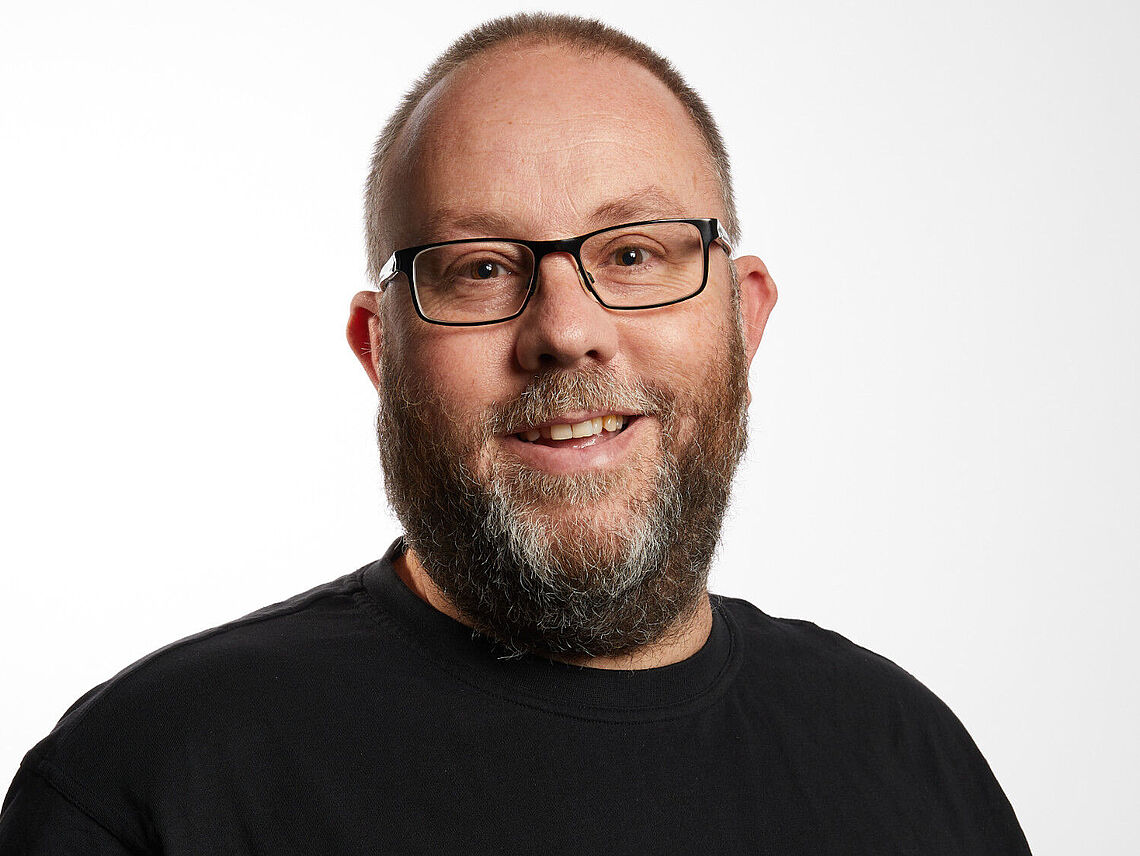 Claus Scheuer-Larsen