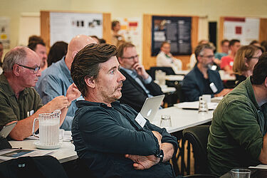 Link til større version af billede med deltagere ved It-vest-konferencen 2019